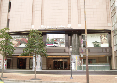 福岡市博多リバレインLEDビジョン